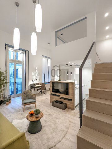 Eladó téglalakás, Budapesten, VI. kerületben 122 M Ft, 1 szobás