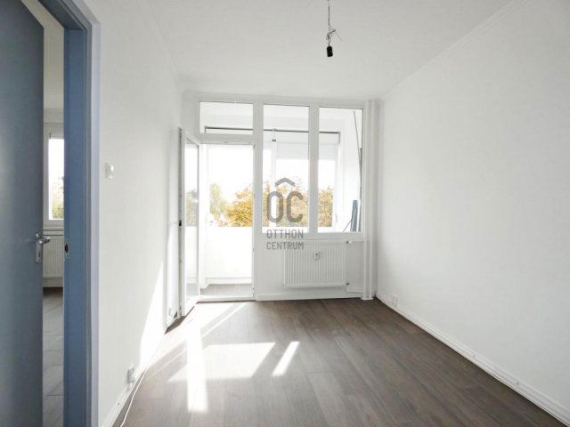 Eladó panellakás, Budapesten, XV. kerületben 82 M Ft, 4 szobás