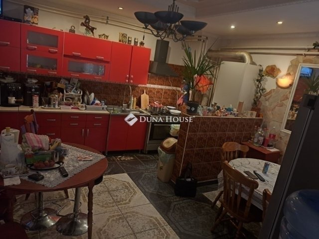 Eladó családi ház, Gyömrőn 89.9 M Ft, 5 szobás