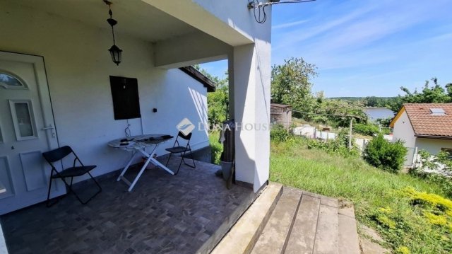 Eladó családi ház, Kulcson 34.9 M Ft, 3 szobás