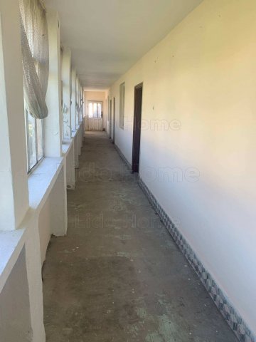 Eladó családi ház, Nagykarácsonyon 10.999 M Ft, 7 szobás