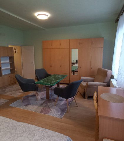 Kiadó téglalakás, albérlet, XIV. kerületben, Kerepesi úton