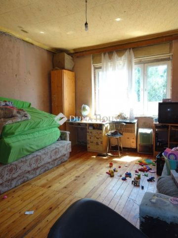 Eladó családi ház, Szigethalmon 44.999 M Ft, 2+1 szobás