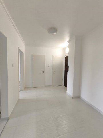 Eladó panellakás, Budapesten, III. kerületben 69.9 M Ft, 2 szobás