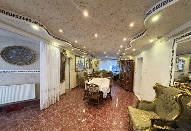 Eladó családi ház, Isaszegen 110 M Ft, 5 szobás