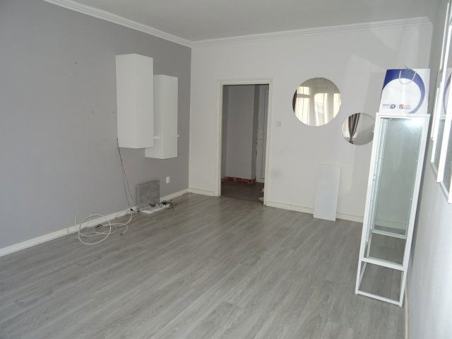 Eladó téglalakás, Szombathelyen 42.49 M Ft, 2 szobás