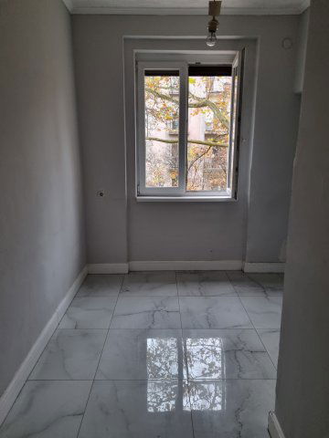 Eladó téglalakás, Tatabányán 54.9 M Ft, 3 szobás