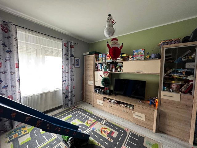 Eladó családi ház, Sümegen 29.9 M Ft, 2 szobás