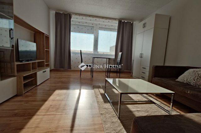 Kiadó panellakás, albérlet, Nagykőrösön 120 E Ft / hó