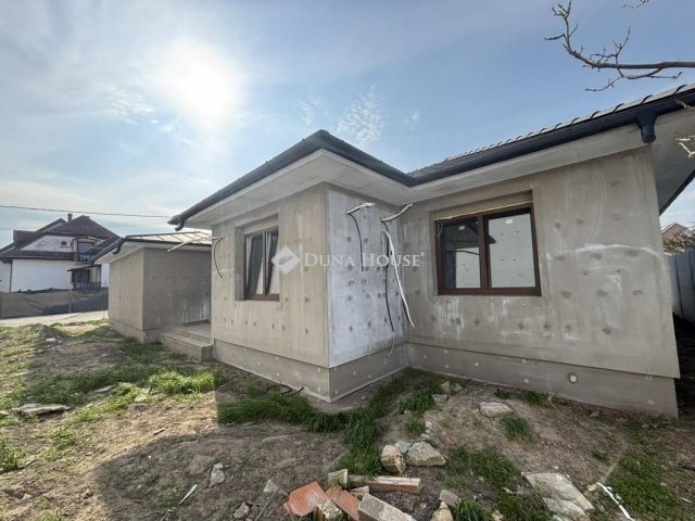 Eladó családi ház, Kecskeméten 179.9 M Ft, 4 szobás