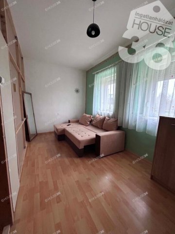 Eladó családi ház, Izsákon 29.8 M Ft, 3 szobás