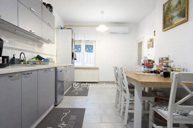 Eladó családi ház, Noszlopon 43 M Ft, 2+1 szobás