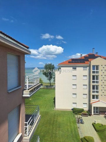 Eladó téglalakás, Siófokon 85 M Ft, 2 szobás