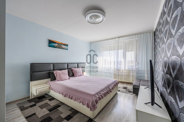 Eladó panellakás, Dunakeszin 78.9 M Ft, 3 szobás