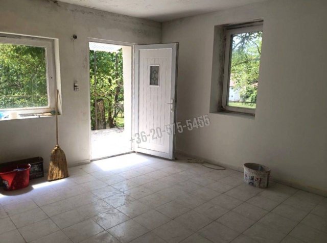 Eladó családi ház, Pilismaróton, Szabadság körúton 43 M Ft
