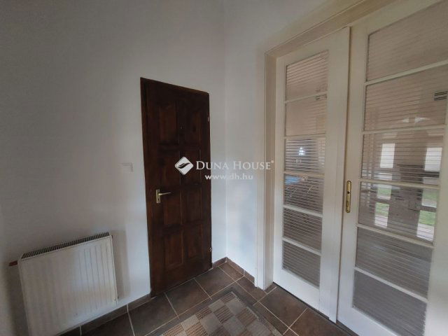 Eladó családi ház, Gödön 159 M Ft, 3 szobás