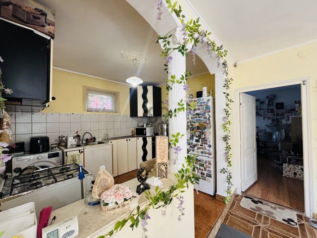 Eladó téglalakás, Cegléden 59 M Ft, 3 szobás