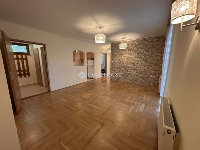 Kiadó téglalakás, albérlet, Budapesten, XVIII. kerületben