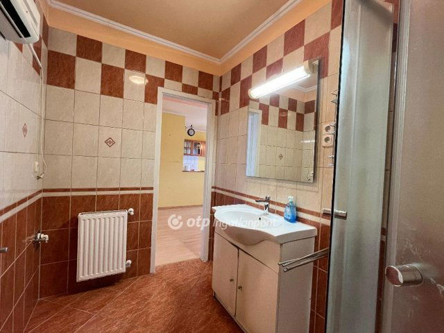 Eladó téglalakás, Mosonmagyaróváron 44.9 M Ft, 1+1 szobás