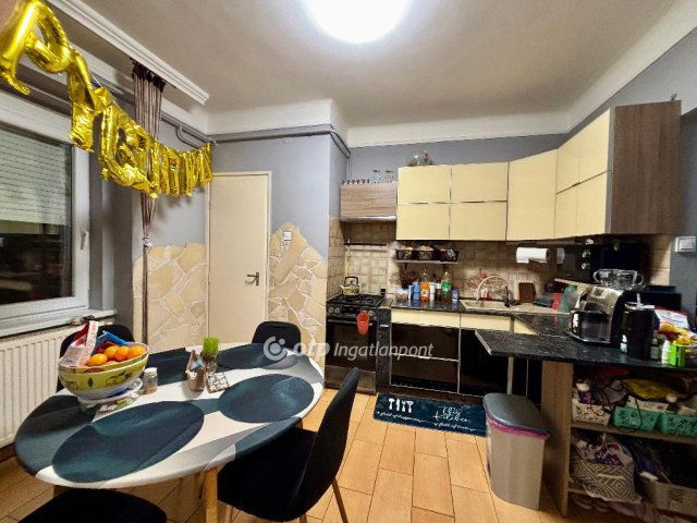 Eladó téglalakás, Nyíregyházán 37 M Ft, 2 szobás