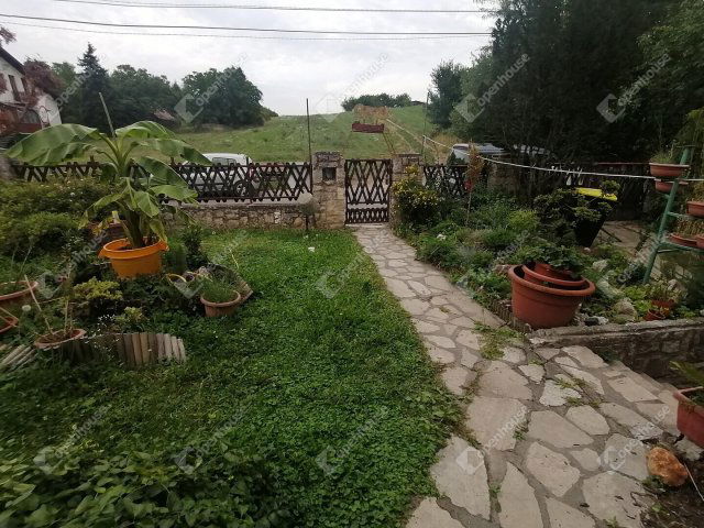 Eladó családi ház, Győrött 115 M Ft, 6 szobás
