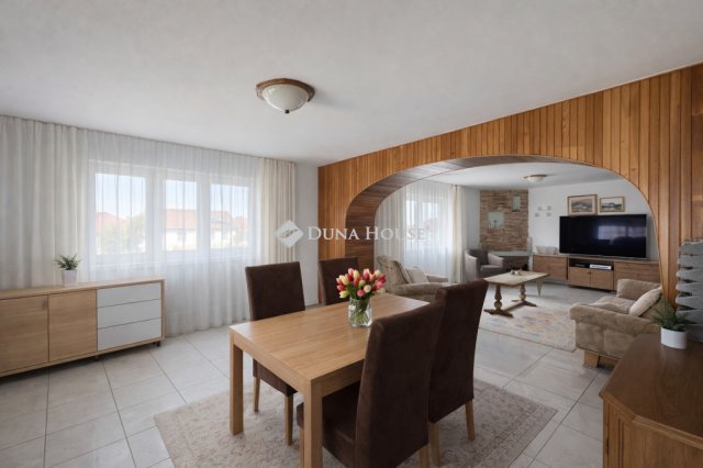 Eladó családi ház, Pogányon 110 M Ft, 5 szobás