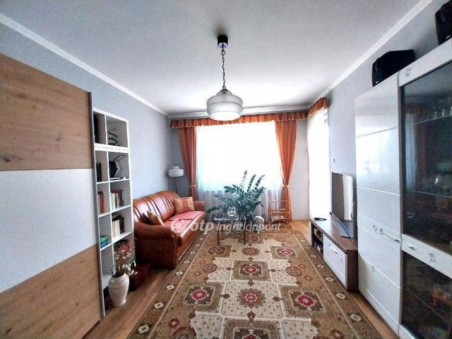 Eladó téglalakás, Nyíregyházán 53.8 M Ft, 1+2 szobás