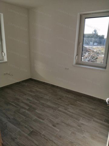 Eladó családi ház, Siófokon 179.9 M Ft, 4 szobás