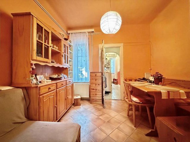 Eladó téglalakás, Budapesten, II. kerületben 44.9 M Ft, 1 szobás