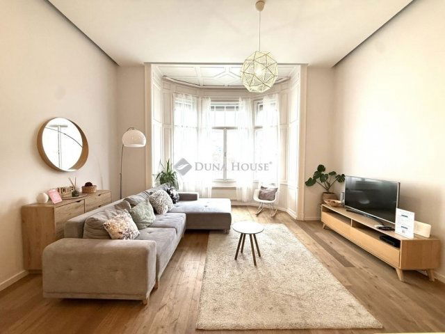 Eladó téglalakás, Budapesten, VI. kerületben 140.97 M Ft