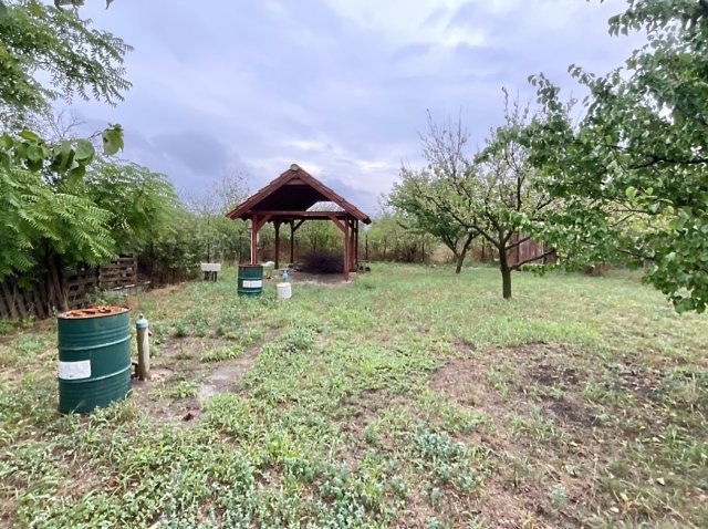 Eladó családi ház, Békéscsabán 4.5 M Ft, 1 szobás