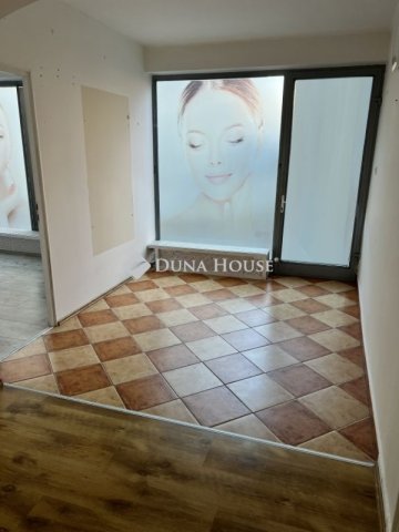 Kiadó üzlethelyiség, Veszprémben 250 E Ft / hó