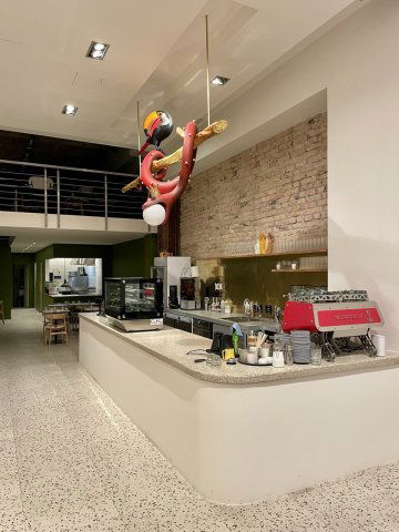 Kiadó üzlethelyiség, Budapesten, V. kerületben, Kígyó utcában