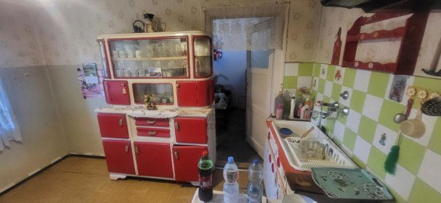 Eladó családi ház, Úrin 39.4 M Ft, 3 szobás