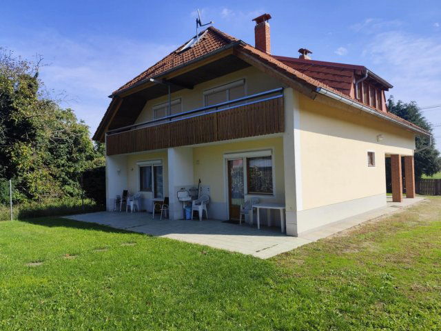 Eladó családi ház, Vörsön 97.75 M Ft, 3 szobás