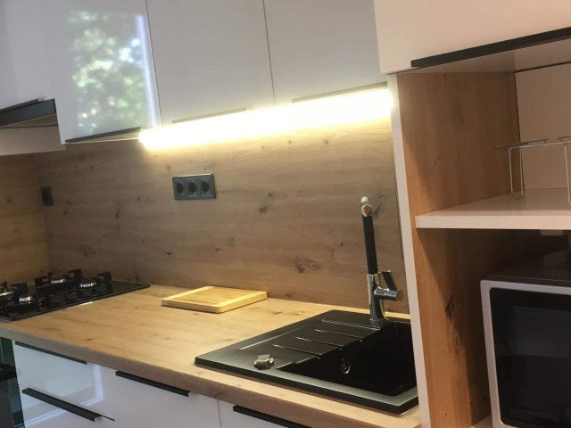 Kiadó panellakás, albérlet, Pécsett, Szőnyi Ottó utcában