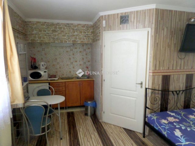 Eladó üzlethelyiség, Nyíregyházán 350 M Ft, 11 szobás