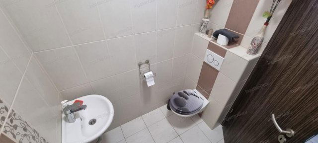 Eladó családi ház, Kecskeméten 109.9 M Ft, 4 szobás