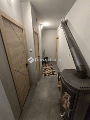 Eladó családi ház, Szegeden 29 M Ft, 2 szobás