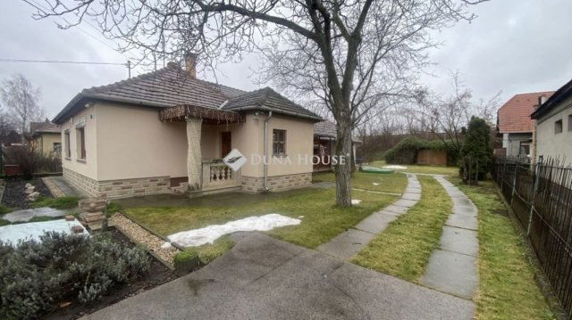 Eladó családi ház, Dunaharasztin 115 M Ft, 3 szobás