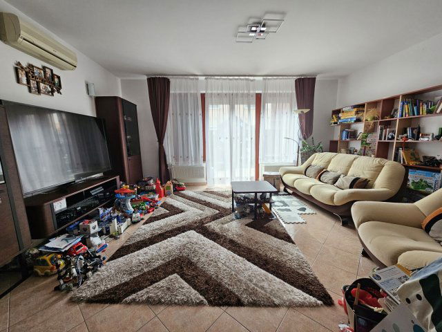 Eladó sorház, Debrecenben 119 M Ft, 5 szobás