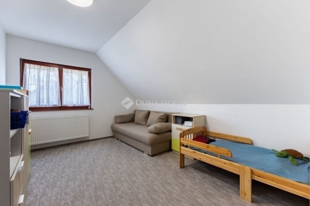 Eladó családi ház, Budapesten, XVIII. kerületben 159.99 M Ft