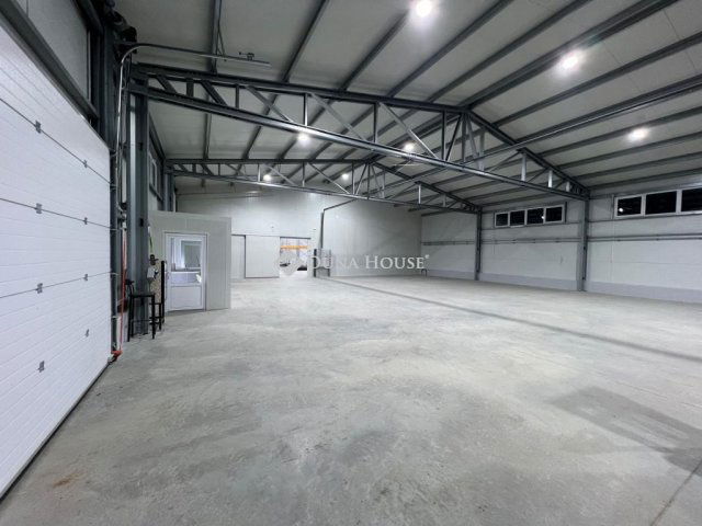 Eladó ipari ingatlan, Szolnokon, Thököly úton 465 M Ft