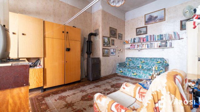 Eladó téglalakás, Siófokon 60 M Ft, 2 szobás