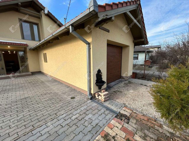 Eladó családi ház, Pilisen 69.9 M Ft, 2 szobás