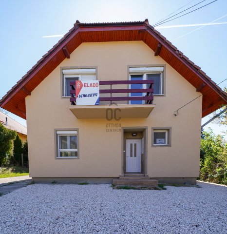 Eladó ikerház, Mogyoródon 92 M Ft, 4 szobás