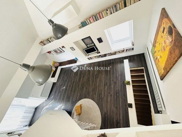 Eladó családi ház, Budakalászon 189 M Ft, 6 szobás