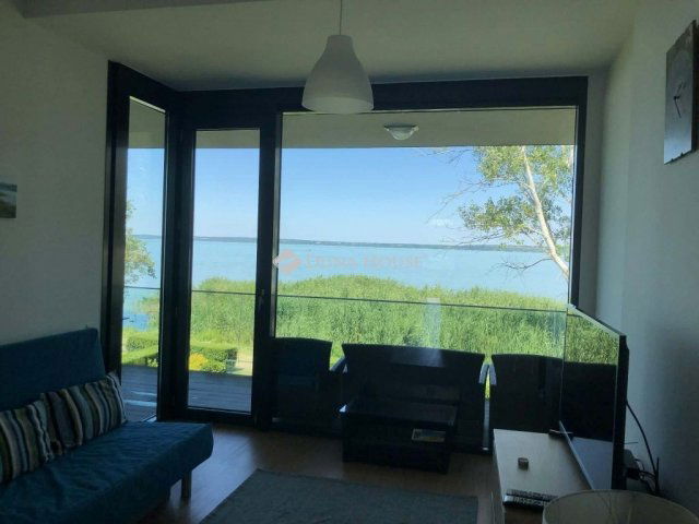 Eladó téglalakás, Siófokon 149.9 M Ft, 3 szobás