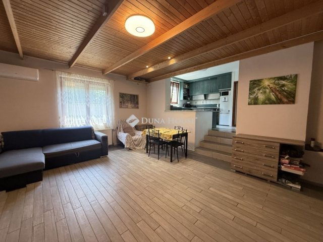 Eladó családi ház, Zókon 59 M Ft, 7 szobás