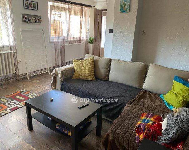 Eladó családi ház, Kerepesen 86.9 M Ft, 5 szobás